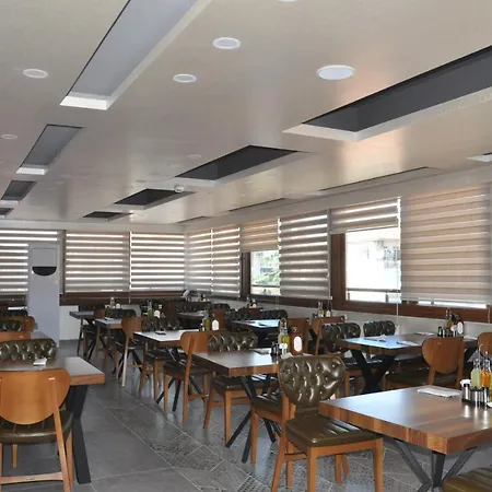 Hotel Yalova Sezon Otel 3*