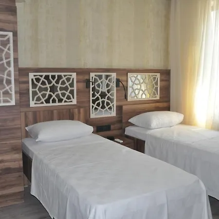 Yalova Sezon Otel Yalova (Yalova)